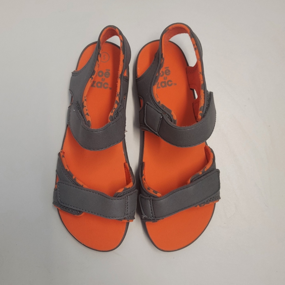 NWOT Zoe & Zac Velcro Sandals